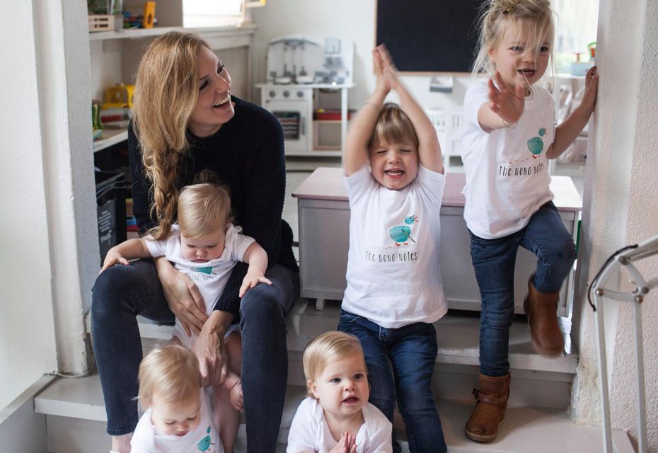 Manon with Twins and Triplets